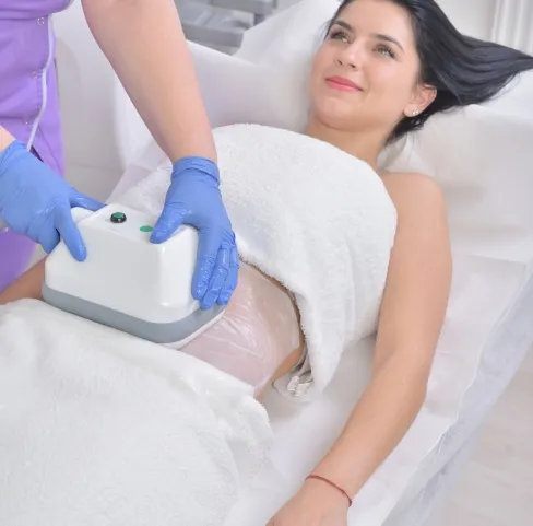 Remove stubborn fat safely with non-invasive fat freezing. Cryolipolysis targets fat cells beneath the skin, helping you contour your body without surgery.
